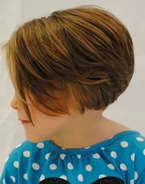 Layered short hair for girls in 2021-2022