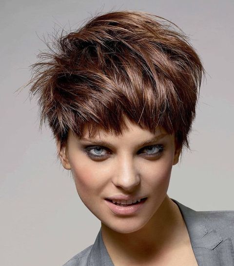 Messy layered pixie cut