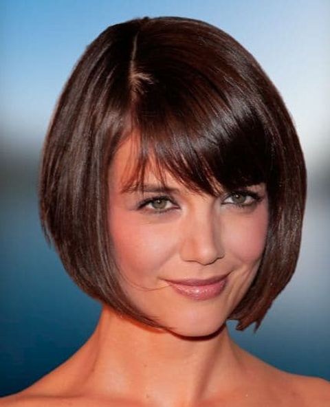Layered short bob hairstyle for round face