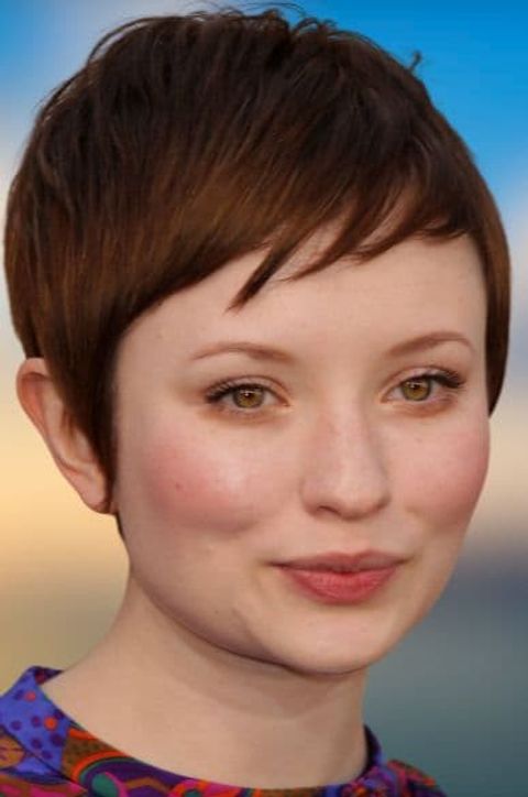 Pixie hair ideas for women with round face shapes