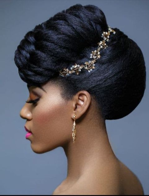 Bun hair for black brides