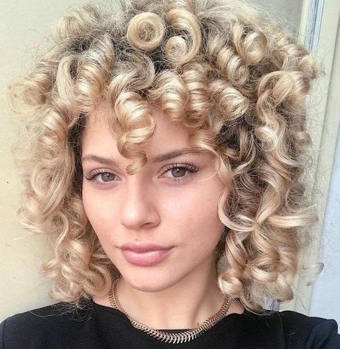 Bob haircuts for curly hair 2022-2023