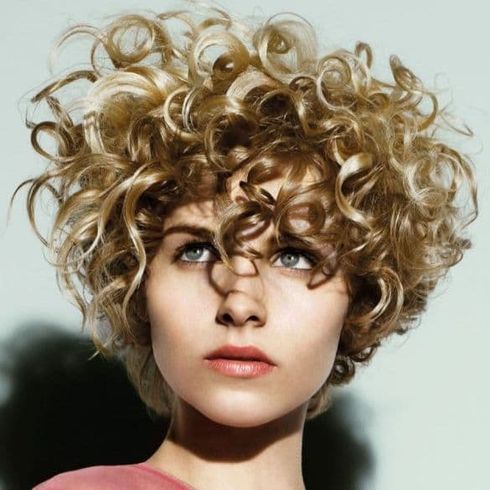 Curly bob hair for 2022