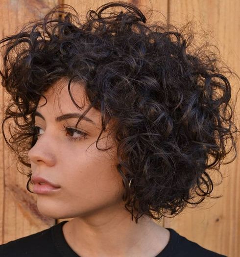 Curly bob haircuts 2022-2023