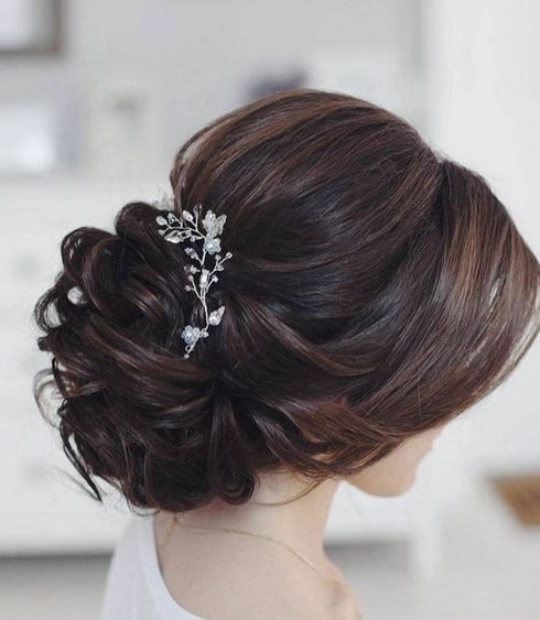 Wedding hairstyles with accessories for 2022 - 2023