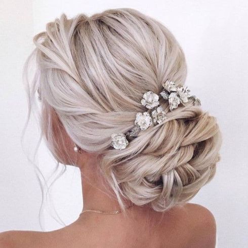 Wedding hairstyles with accessories for 2022 - 2023