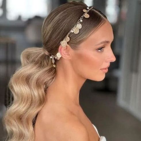 Wedding hairstyles with accessories for 2022 - 2023