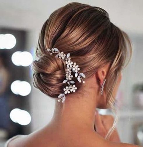 Wedding hairstyles with accessories for 2022 - 2023