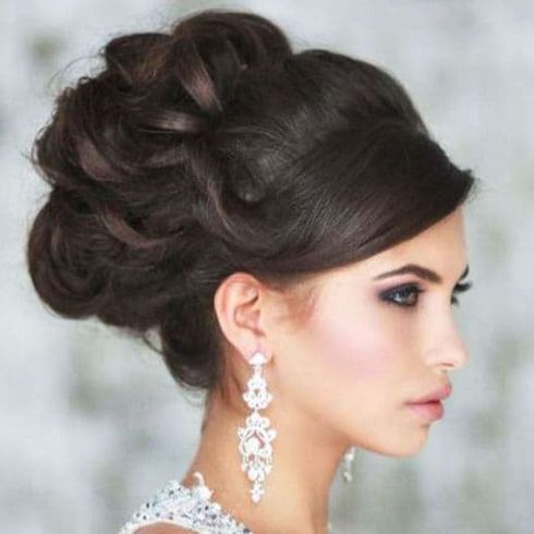 Classic Updo Hairstyles | What are the three classic updo styles?