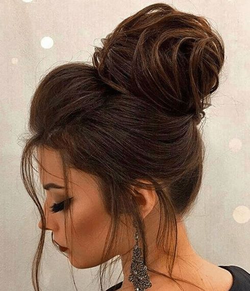 Classic Updo Hairstyles | What are the three classic updo styles?