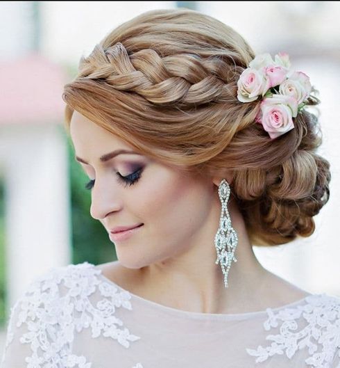 Wedding hairstyles for 2023