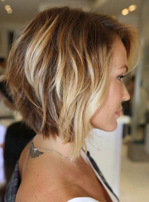 Asymmetrical bob haircuts and hair colors for 2023