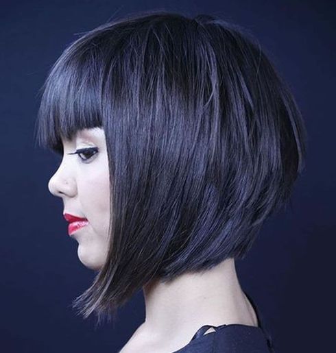 Asymmetrical bob haircuts and hair colors for 2023