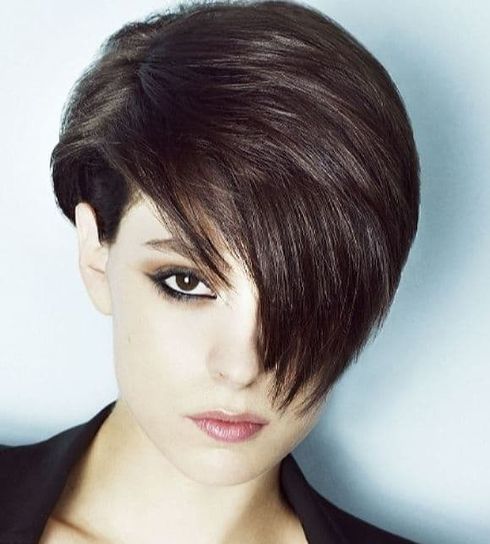 Side swept asymmetrical hair