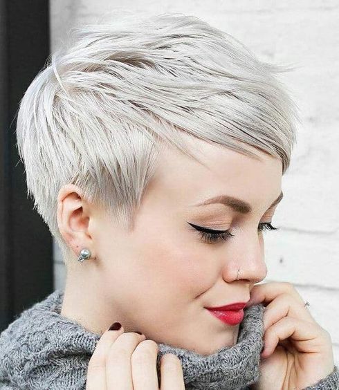 layered pixie for 2023