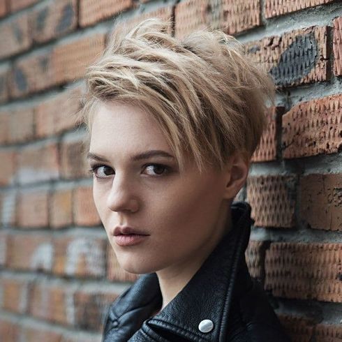 Spiky short hair for women 2023-2024