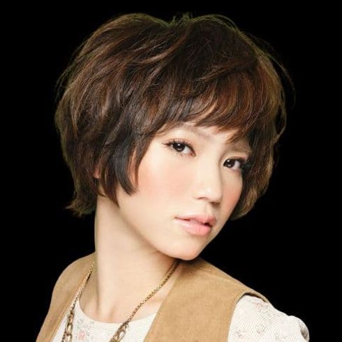 Short haircut for Asian women in 2023