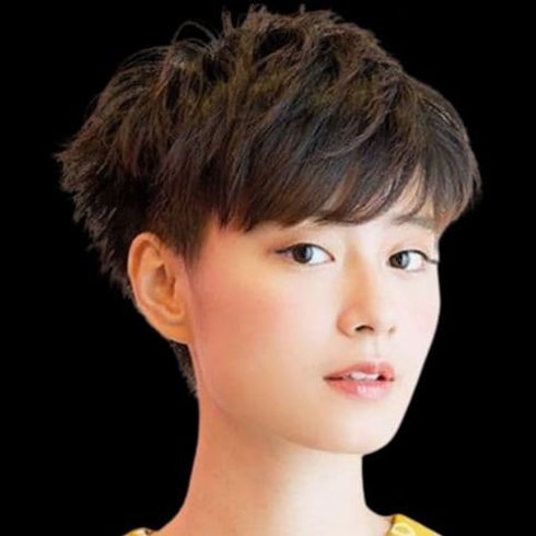 Short haircut for Asian women in 2023