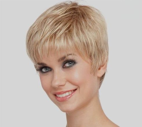 Short haircuts for women in 2023