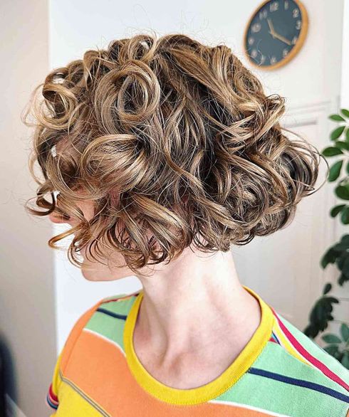 Is the curly short bob suitable for all hair types?