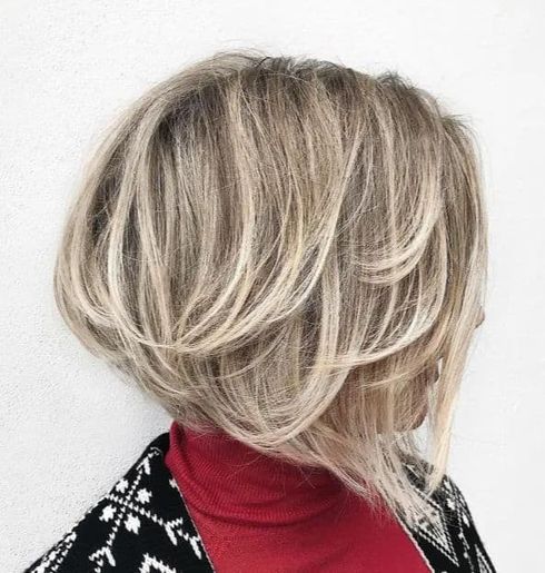 Are layered hairstyles suitable for short hair?