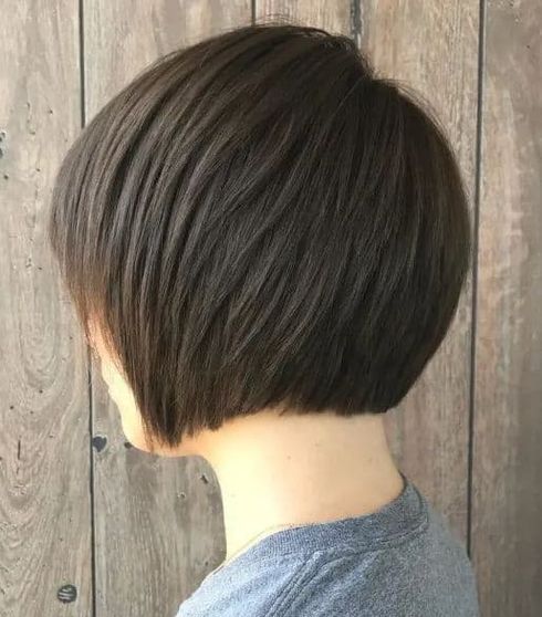 Can I switch between different layered hairstyles without damaging my hair?