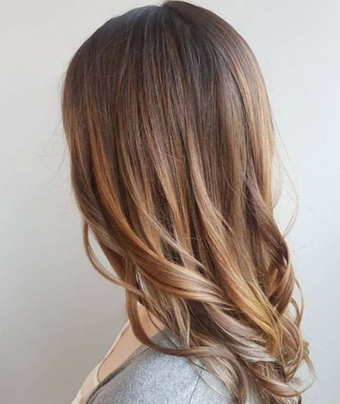 Warm Foilayage Hair with Highlights