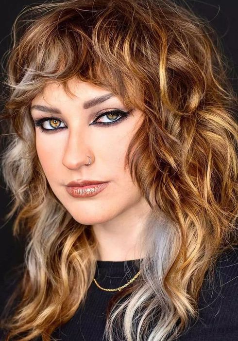 Medium Length Layered Hair – Ideas For Stunning 2024 Look