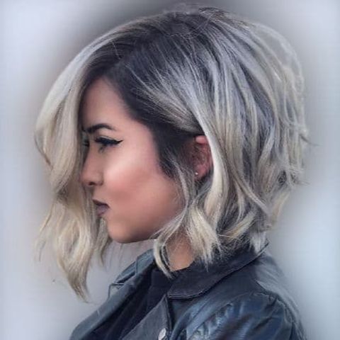 Wavy asymmetrical balayage short bob