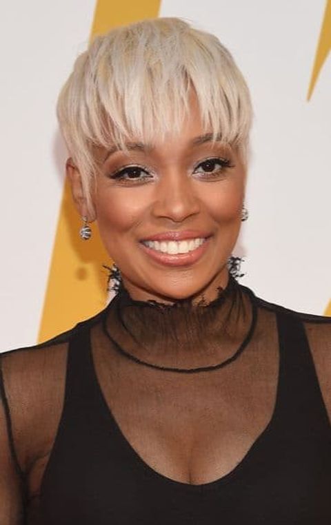 Gray short hair for black women