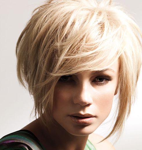 Asymmetrical short bob haircuts 2022