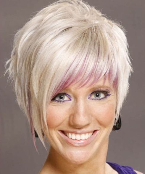 Asymmetrical short bob haircuts 2022