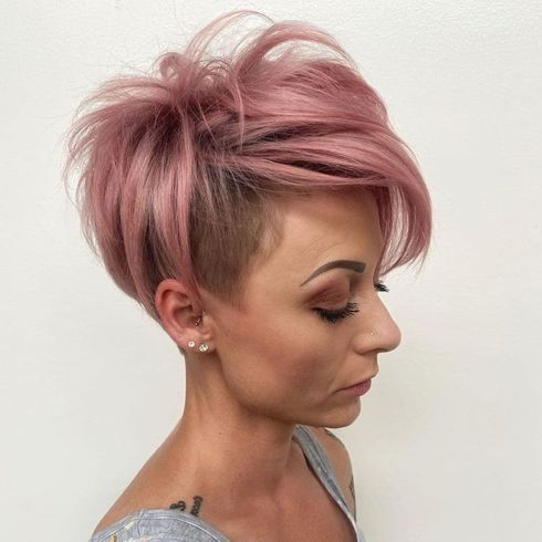 Asymmetrical pixie hair 2022