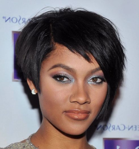 Asymmetrical pixie hair cut 2022