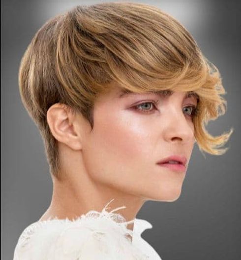 Asymmetrical short haircuts 2022-2023