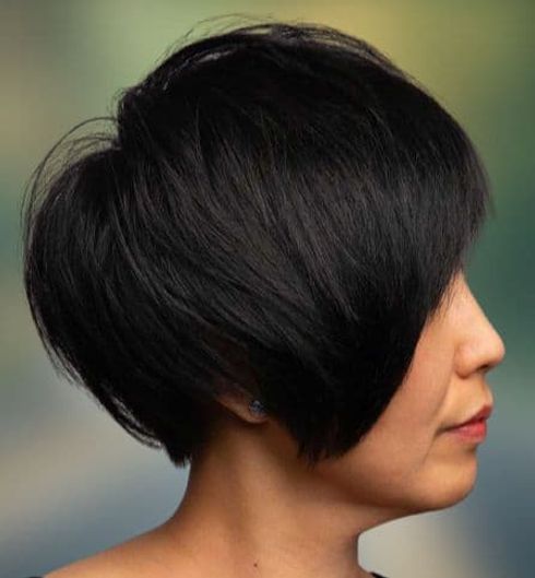 Asymmetrical short haircuts 2022-2023