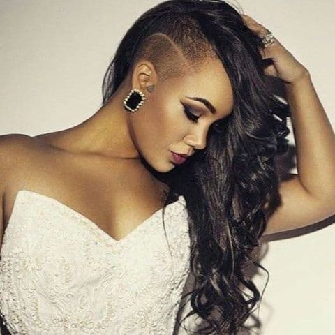 Undercut long curly hairstyle for women in 2021-2022