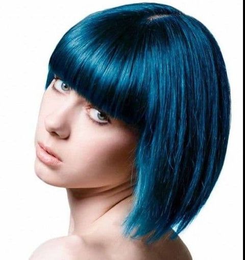 Blunt bob cut with bangs 2021-2022