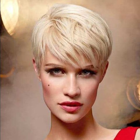 Short pixie haircut for long faces for women in 2021-2022