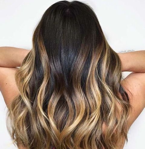 Black and blonde waves