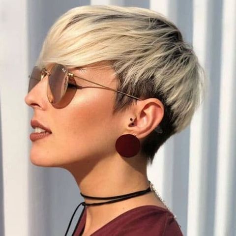  Black to blonde ombre short haircut