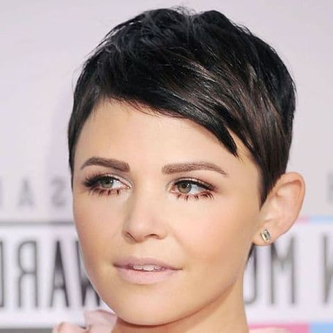 Side swept short pixie for round face