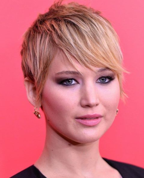 Pixie with long bangs for round face