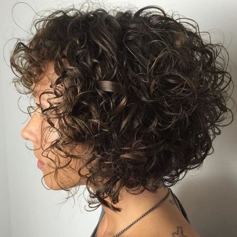 Voluminous curly short bob