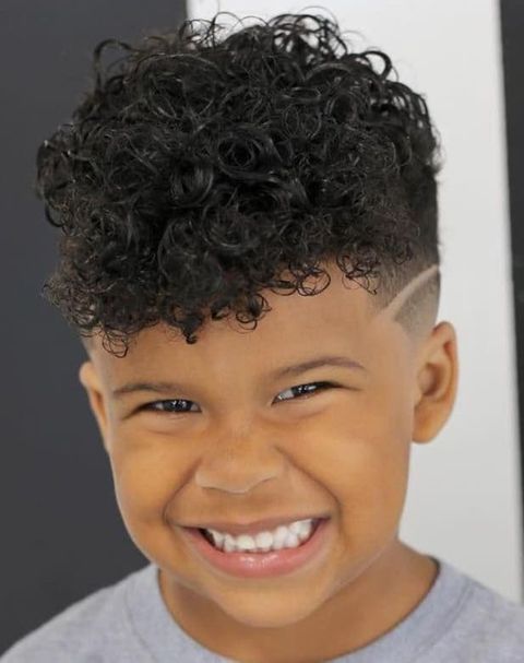 Undercut line curly short haircut
