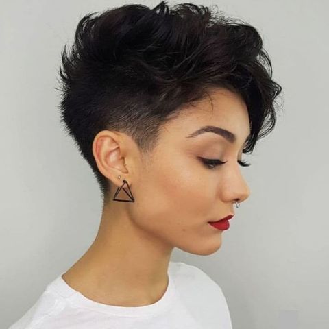 Undercut short hair