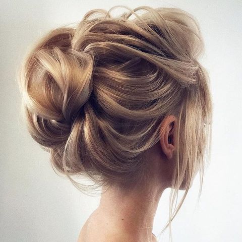 Wavy hair bun hairstyles