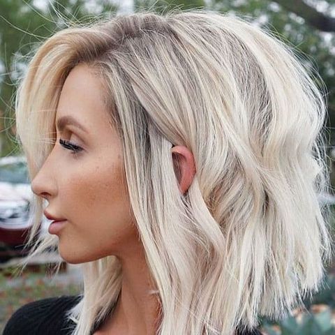 Blonde wavy blunt lob cut