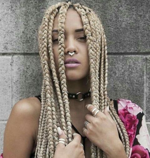 Platinum jumbo box braids