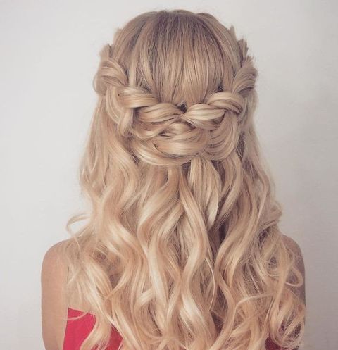 Crown pattern braided easy hairstyle